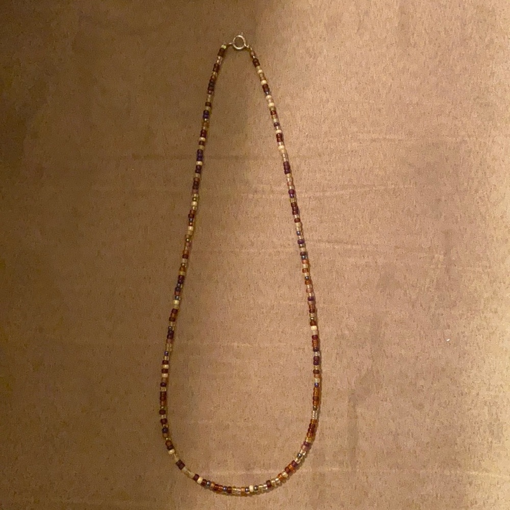 Women’s beaded necklace